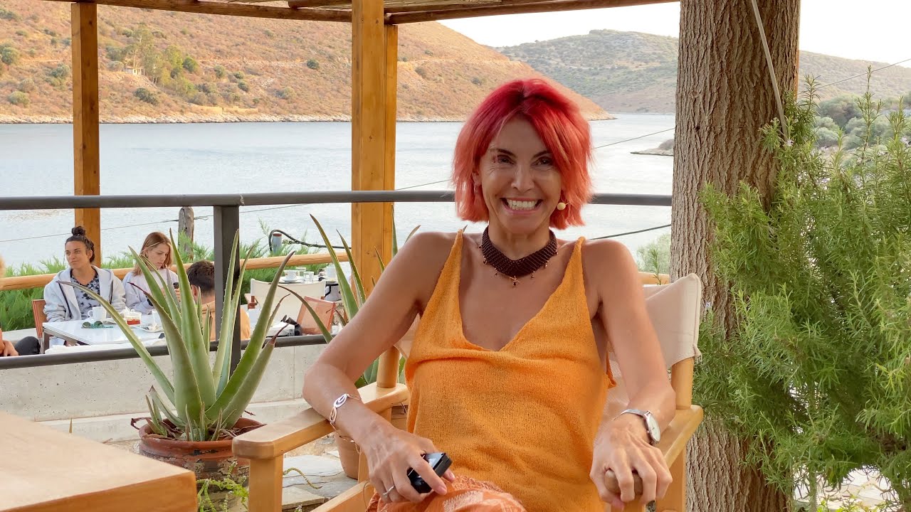 Karen speaking about the Yoga Teacher Training on Evia Island